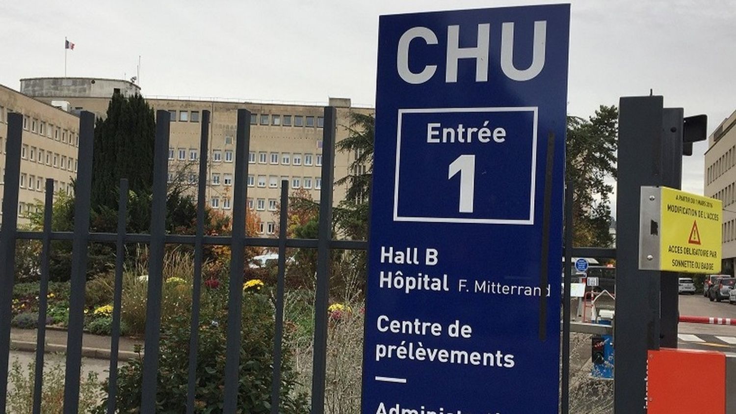 Dijon : le centre de vaccination du CHU déménage